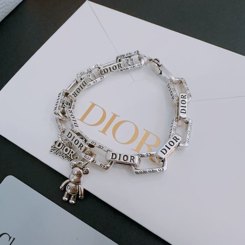 chr1st1an D10r bracelets